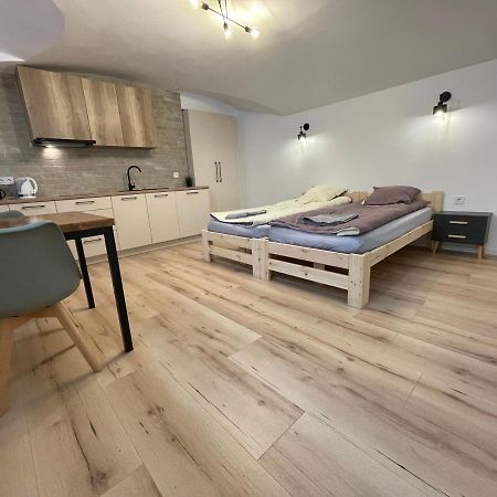 Modern Guest House In City Center I Room 1 Vilnius Bagian luar foto